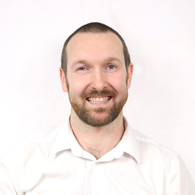 aaron farnell year 4 teacher at shorne primary school