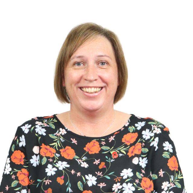 tracey parish midday supervisor at shorne primary school