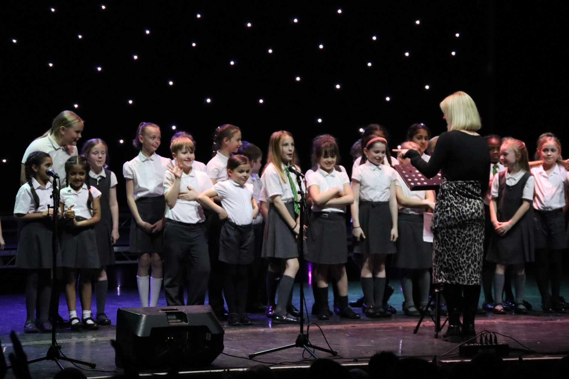 IMG_3650 shorne primary school performing at trust choir concert as part of their music curriculum