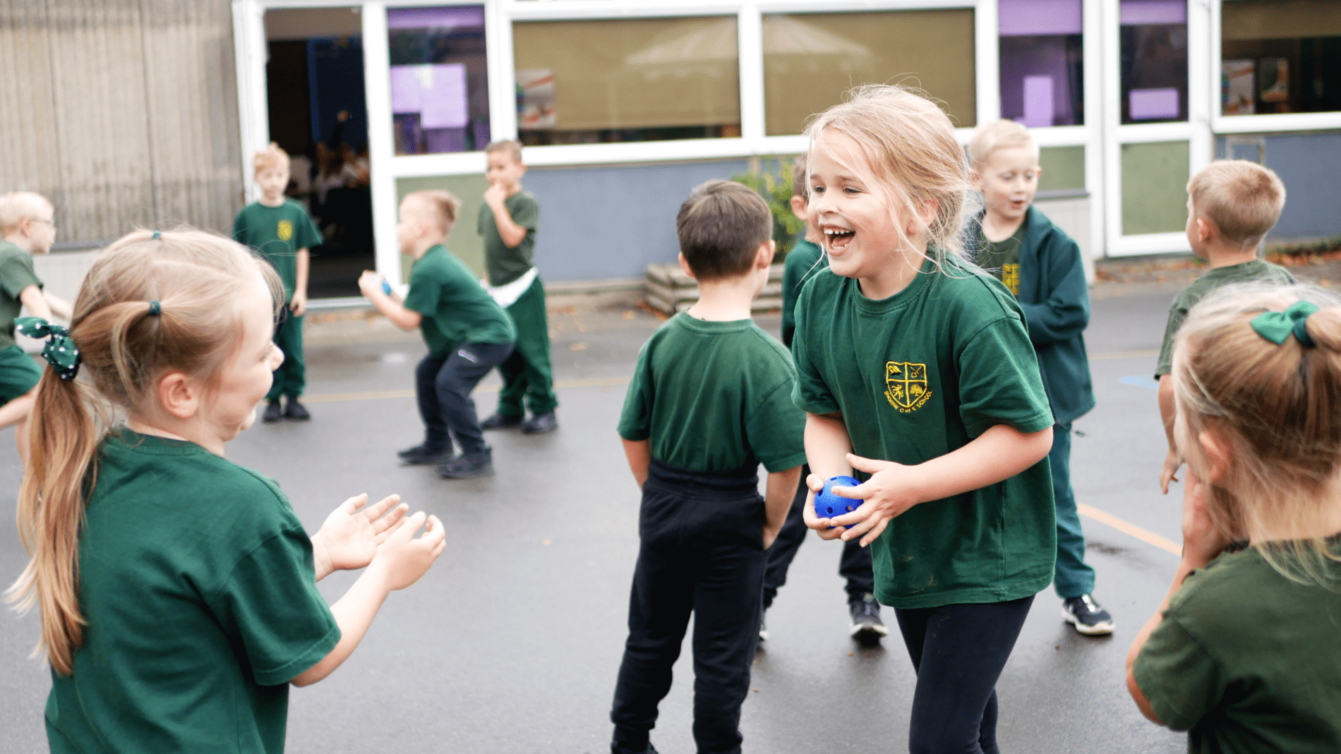 P1180117 children doing PE at shorne primary school