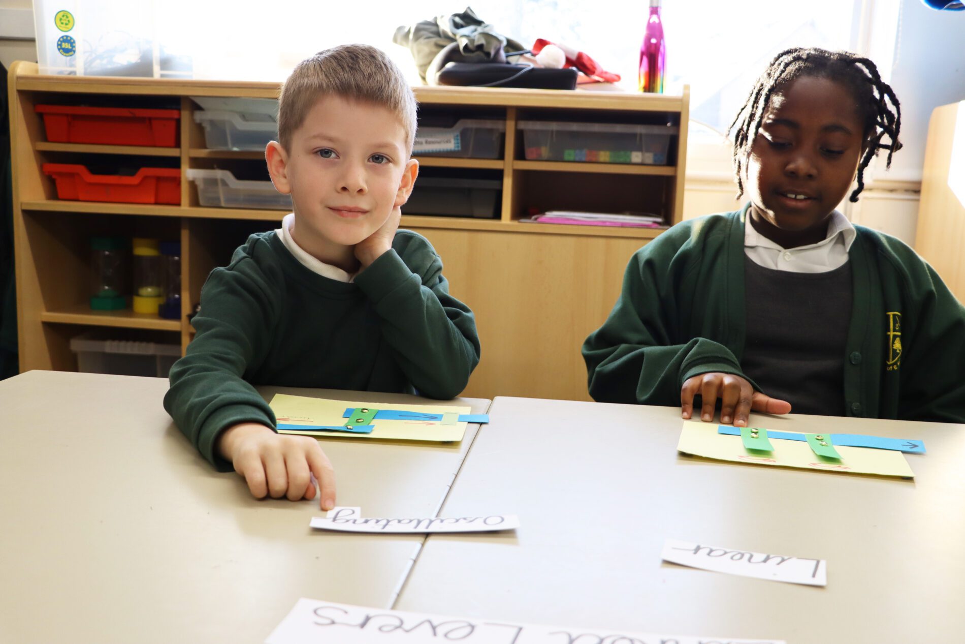 IMG_8582 pupils making moving pictures in DT lessons at shorne primary school